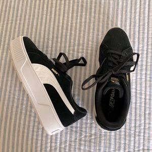 Platform black and white Puma sneakers